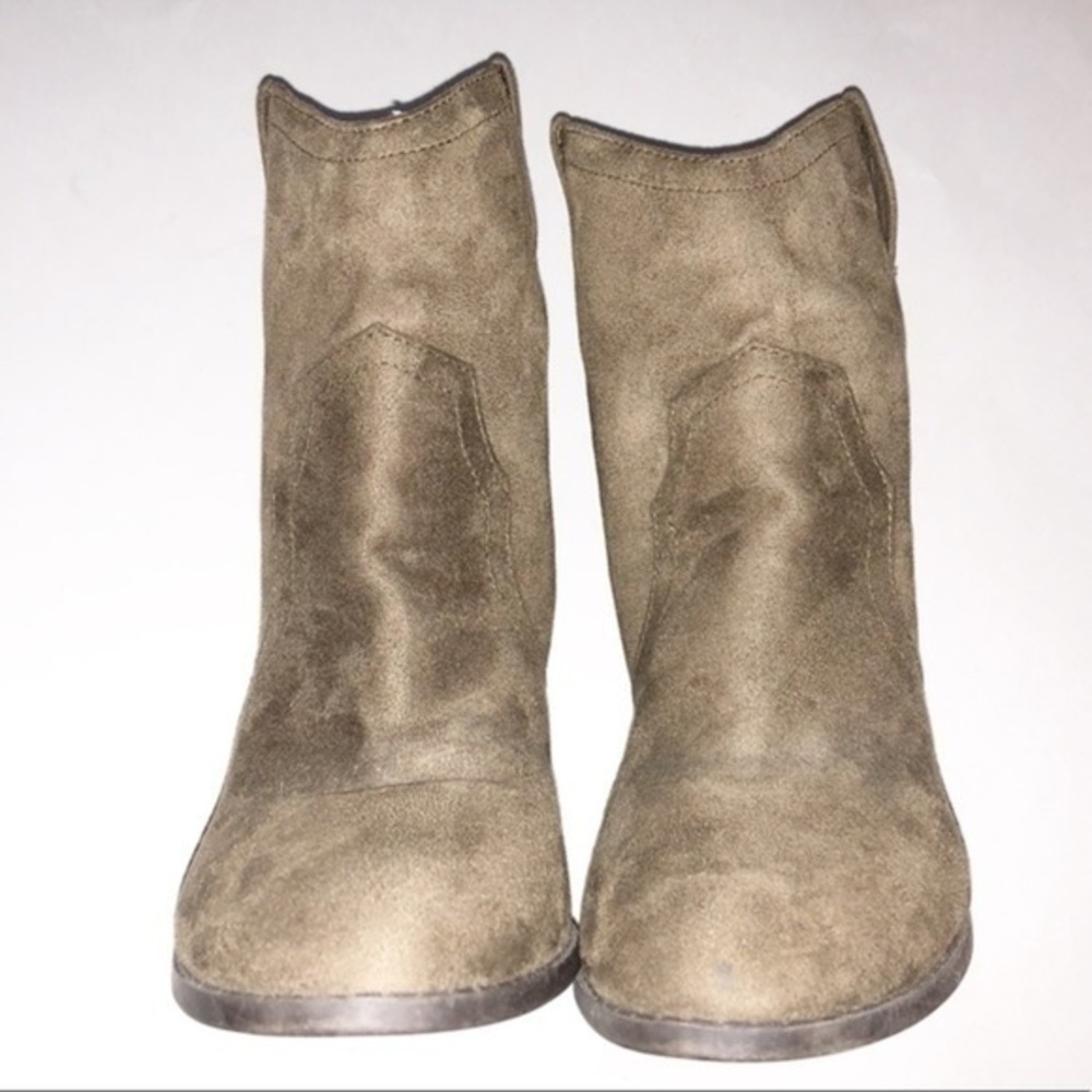 Charlotte Russe shoes size 6